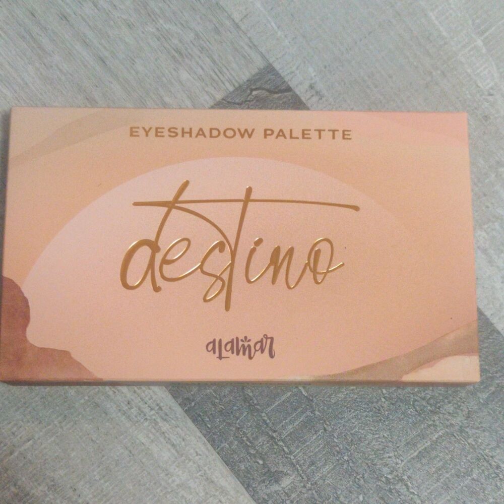 Alamar Destino Eyeshadow Palette Pressed Powder Shimmer Vegan 10 Shades
